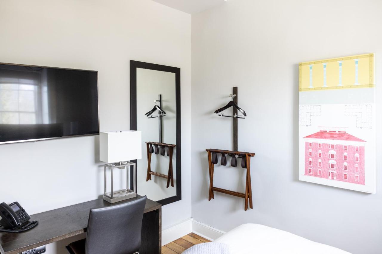 The Blackburn Inn And Conference Center Staunton Ngoại thất bức ảnh