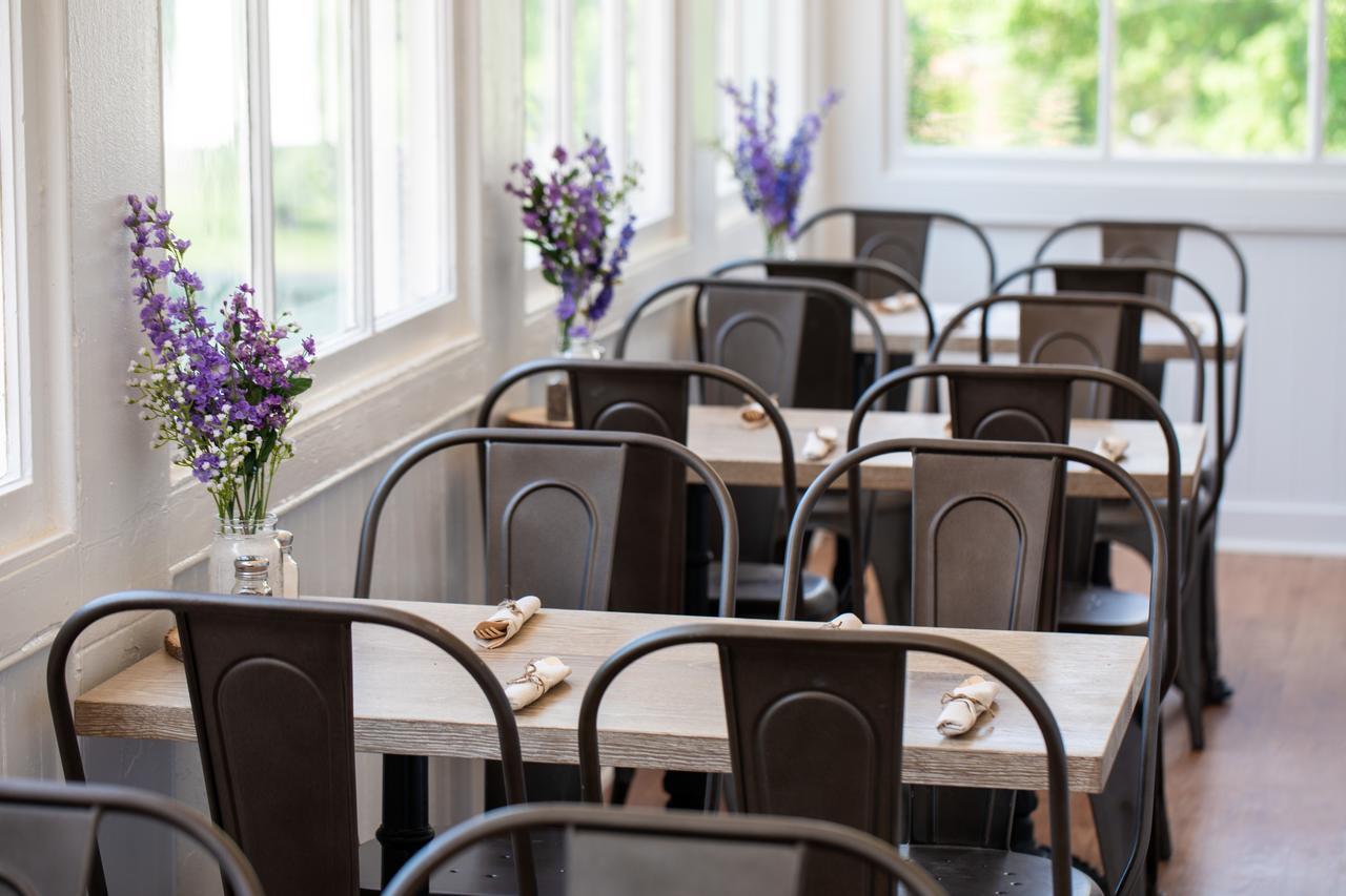 The Blackburn Inn And Conference Center Staunton Ngoại thất bức ảnh